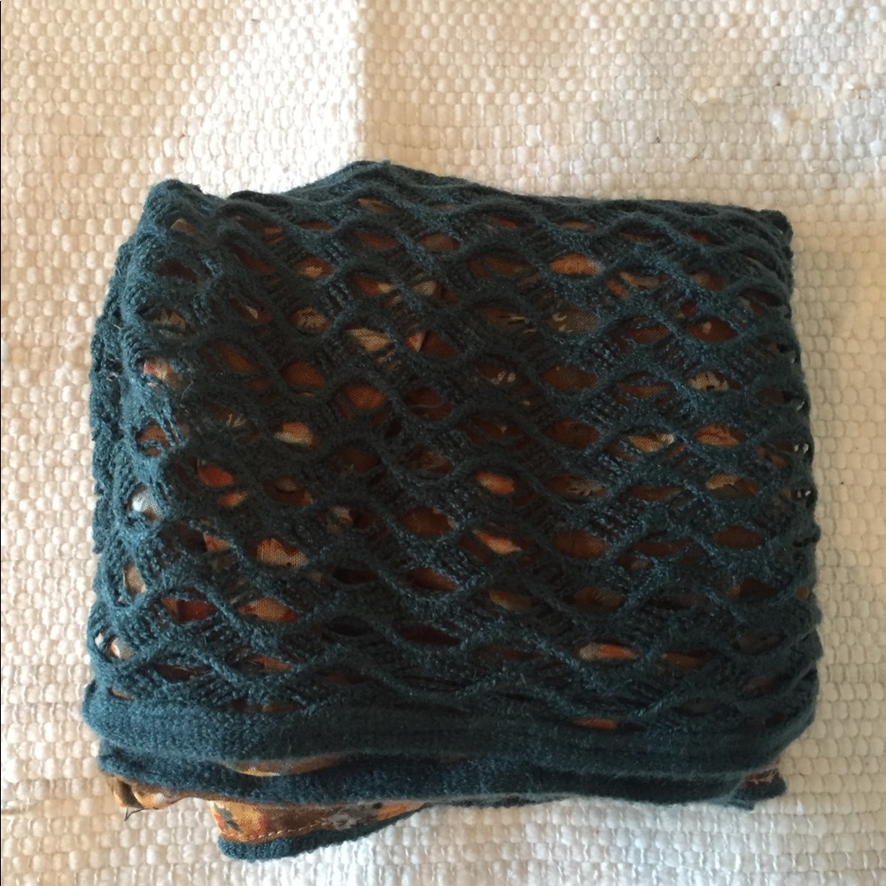 Infinity scarf - Picture 3 of 4